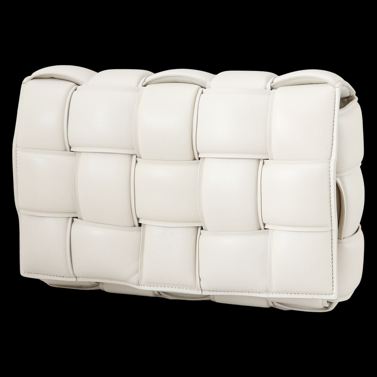 BOTTEGA VENETA(USED)보테가베네타 패딩 카세트 백